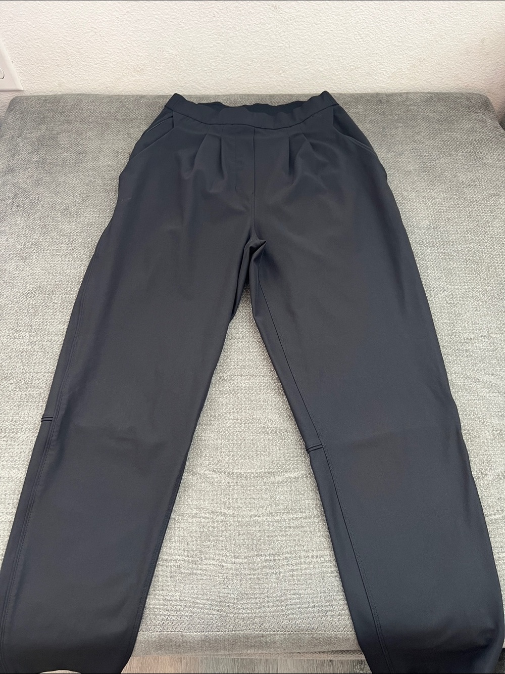 lululemon athletica Black Cropped Ankle Pants